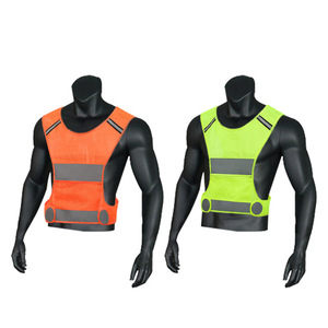 <span class=keywords><strong>Gilet</strong></span> <span class=keywords><strong>de</strong></span> <span class=keywords><strong>sécurité</strong></span> réfléchissant pour enfants en forme <span class=keywords><strong>de</strong></span> V <span class=keywords><strong>Gilet</strong></span> <span class=keywords><strong>de</strong></span> <span class=keywords><strong>sécurité</strong></span> pour enfants <span class=keywords><strong>Jaune</strong></span> néon <span class=keywords><strong>Orange</strong></span> <span class=keywords><strong>Gilet</strong></span> <span class=keywords><strong>de</strong></span> <span class=keywords><strong>sécurité</strong></span> réfléchissant pour enfants - Product Image 6
