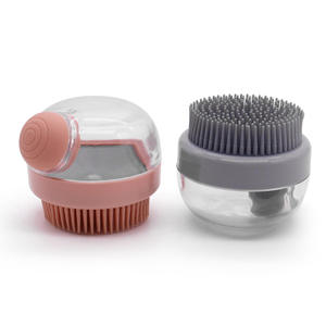 犬と猫のための卸売多機能ペットバスブラシ洗浄シャンプーディスペンサー猫と犬のためのグルーミングツール - Product Image 4