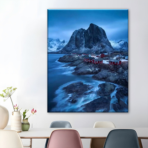 Arte da <span class=keywords><strong>parete</strong></span> su tela con cabina rossa in stile nordico - Decorazione con montagne innevate e mare delle isole Lofoten per il <span class=keywords><strong>soggiorno</strong></span> - Product Image 4