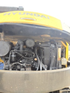 รถขุดตีนตะขาบฮิตาชิ 80 มือสองขนาดใหญ่ ราคาถูก สภาพดี ผลิตในญี่ปุ่น ฮิตาชิ 80 - Product Image 4