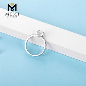 แหวนเพชรโมอิสซาไนต์ 1 กะรัต ชุบทองคำขาว 925 เงินแท้ ประดับเพชรเม็ดเล็ก สำหรับงานแต่งงาน - Product Image 5