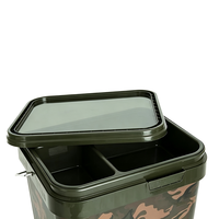 Seau à appâts carré en plastique camouflage avec plateau de séparation, portable, pour la pêche à la carpe et le stockage de matériel de pêche