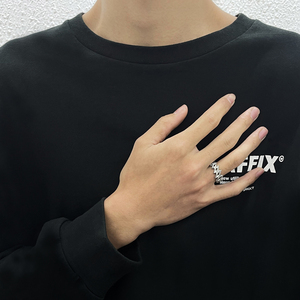 VAF 时尚不规则镂空设计戒指不锈钢抛光可调节时尚手指首饰男女皆宜 - Product Image 6