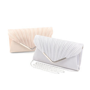 Bolso de mano elegante y elegante para mujer, bolso de hombro de banquete de moda con decoración metálica - Product Image 1