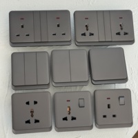 Interruptor de Pared Eléctrico para el Hogar, Panel de 86 PC, 20A 16A 13A, Estándar del Reino Unido, USB-C USB-A, Acabado Gris Mate Suave como la Piel de un Bebé, Moderno y Lujoso