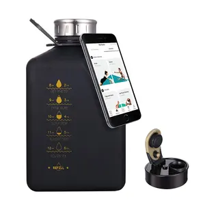 2.7 L Bpa Vrije Plastic Sportkan Herbruikbare Fitness Waterfles Met Magnetische Mobiele Telefoonhouder