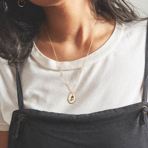 <span class=keywords><strong>Collier</strong></span> à pendentif ovale <span class=keywords><strong>en</strong></span> acier inoxydable, bijoux à 12 fleurs, <span class=keywords><strong>collier</strong></span> de fleur d'anniversaire gravé personnalisé - Product Image 6