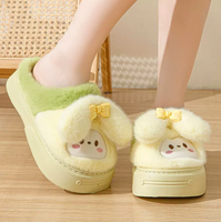 Produit très vendu Pantoufles mignonnes Pantoufles avec animaux pour enfants Pantoufles en peluche pour la famille