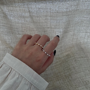 Anillo de banda delgada chapado en oro con moissanita D VVS1, elegante, con logotipo de marca personalizado, precio bajo, venta al por mayor directa de fábrica de joyería Dylam - Product Image 2