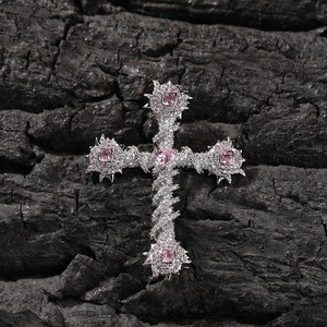 Hip Hop Entièrement CZ Croix Charme Collier Pendentif Or Blanc Plaqué Laiton Métal Glacé <span class=keywords><strong>Ronce</strong></span> Blessure Croix Zircon Diamants Pendentif - Product Image 6