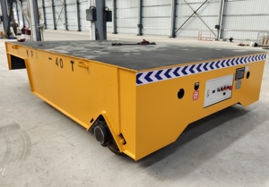 Chariot de transfert électrique à mouvement libre de type batterie pour le transport de matériaux - Product Image 2