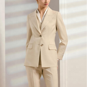 Abiti da <span class=keywords><strong>Donna</strong></span> su Misura alla Moda, Completi da Lavoro Femminili Personalizzati con MOQ Basso, Tessuto 100% Lana Super120s Bianco Latte, Fornitura a Lungo Termine - Product Image 2