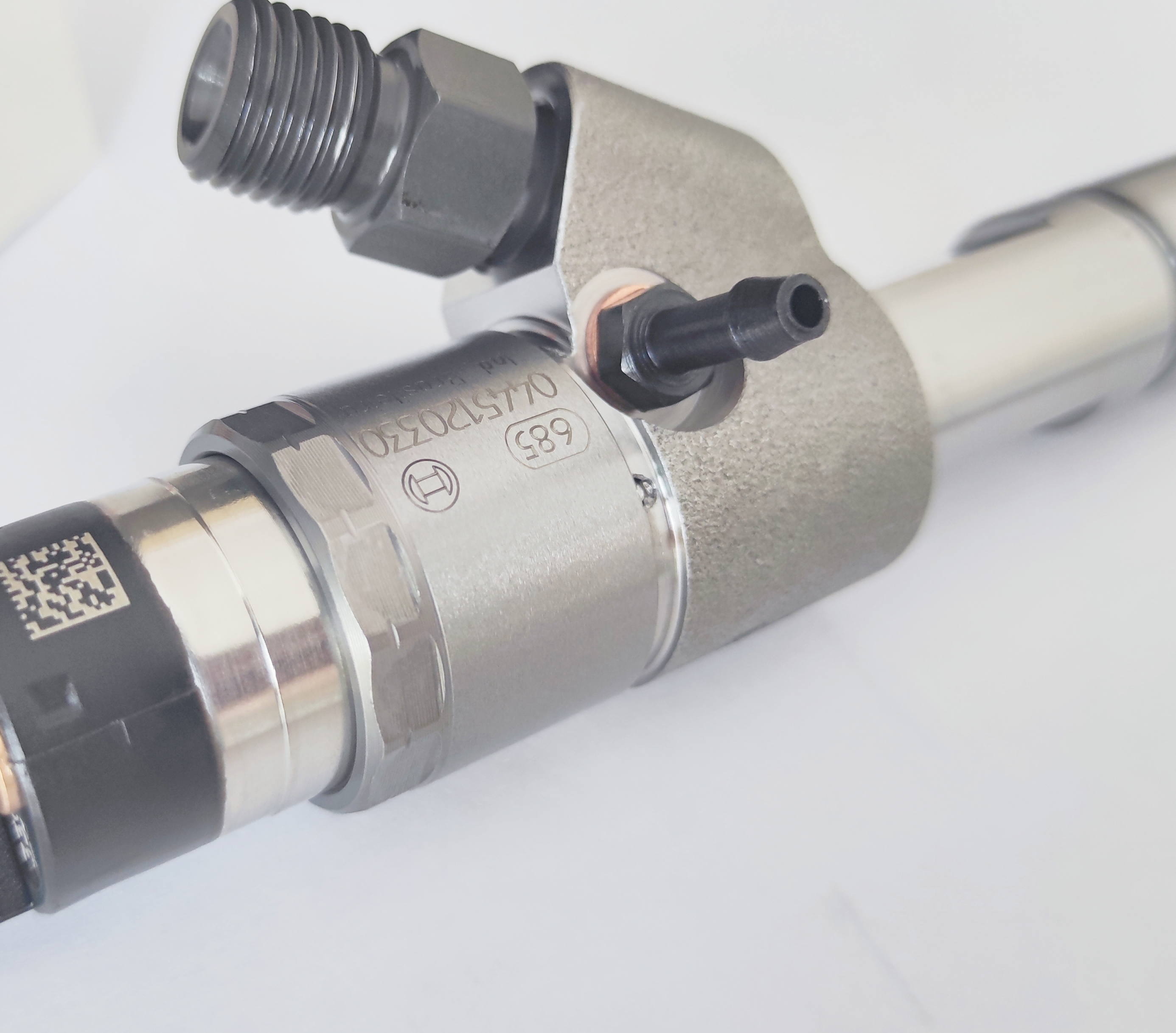 common rail injector 0445120330 2S2130200 2T2130201 injector for MWM VOLVO VW injector nozzle 0445120330 2S2130200