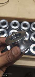 Rueda de Rodamiento de Precisión para Puerta Corredera con Ranura en V de Acero Inoxidable SS304, Mecanizada por CNC, con Rodamientos Dobles y Dimensiones Personalizables - Product Image 6