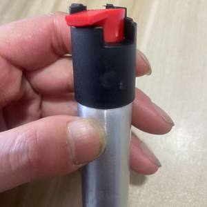 Semprotan Pertahanan Diri Ringkas dengan Gantungan Kunci Lepas Cepat, Desain Pegangan Jari untuk Akurasi, Alat Keamanan Pribadi Portabel - Product Image 3