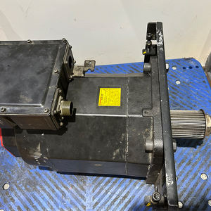 FANUC A06B-0305-B175#0092 Alpha Series AC Servo Motor - Product Image 5