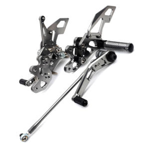 Appui-pied arrière de moto en alliage d'aluminium CNC pour SUZUKI <span class=keywords><strong>GSXR</strong></span>, SET de haute qualité, repose-pieds, pour <span class=keywords><strong>GSXR</strong></span> <span class=keywords><strong>600</strong></span>, 750, 2022, 2021, 2020, 2019, 2018 et <span class=keywords><strong>2017</strong></span> - Product Image 3