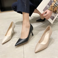 Chaussures de mode pour femmes 2026 Nouvelles sandales d'été de créateur pour soirée, talons aiguilles classiques pour femmes, chaussures simples