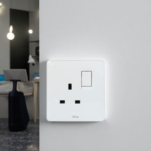 MGA Großhandel Hot Sale Modische einfache und langlebige UK Switched Socket mit Fabrik preis - Product Image 5