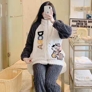ชุดนอนผ้าพลัฌสำหรับผู้หญิงเสื้อคาร์ดิแกนมีซิปด้านหน้าให้ความอบอุ่นหนา <span class=keywords><strong>MM200</strong></span>อ้วนสำหรับใส่อยู่บ้าน - Product Image 2