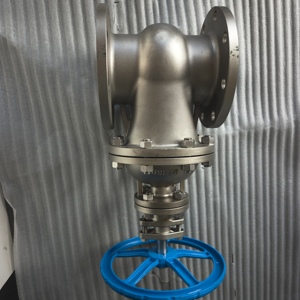 Outil de quincaillerie personnalisé Z45W-16P, petite porte multifonctionnelle en acier inoxydable Z45W-16P - Product Image 1