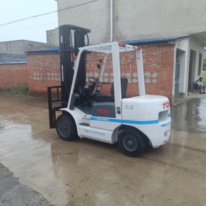 Montacargas Usado TCM de 3.5 Toneladas en Venta, Fabricado en Japón, 3 Etapas, 6 Metros - Product Image 5