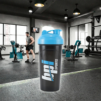 Portable 700ml noir sans BPA recyclé Gym gobelet entraînement sport bouteille pour protéine Shaker eau potable directe qui coule