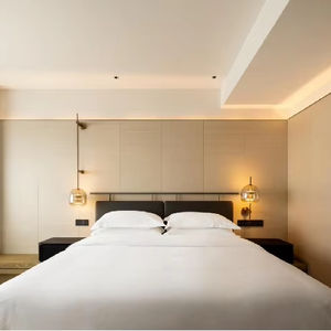 Роскошная гостиничная мебель 5-звездочный набор мебели для спальни кровать размера «King-Size» с гардеробом для курортного люкса и частной виллы, современный дизайн - Product Image 6