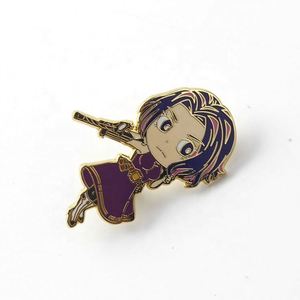 Pins de revers en métal doré moulé sous pression, personnalisés en usine, avec logo sur mesure et émail - Product Image 6