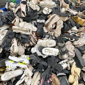 S14 Chaussures d'occasion Ballots Sandales d'occasion Pantoufles Vente en gros Chaussures d'été Chaussure pour dames - Product Image 6