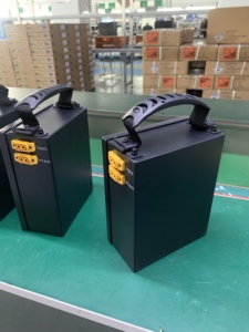 ชุดแบตเตอรี่แบบกำหนดเอง 12V 24V 22.2V 44.4V 48V 72V 44.4V 36V 20Ah 30Ah 40Ah 50Ah แบตเตอรี่ลิเธียมไอออนสำหรับหุ่นยนต์ UAV UGV จักรยานไฟฟ้า - Product Image 4