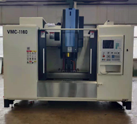 Centre d'usinage CNC 4 axes VMC1160 avec système Fanuc pour pièces de précision, prix compétitif pour le fraisage vertical.