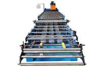 Machine de formage à froid pour tuiles émaillées à double couche et tôles ondulées, produisant deux types de panneaux de toiture en un seul équipement