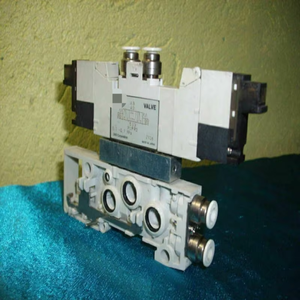 4GA139-E2วาล์วระบบอัตโนมัติสำหรับอุตสาหกรรมใหม่ของแท้ - Product Image 1