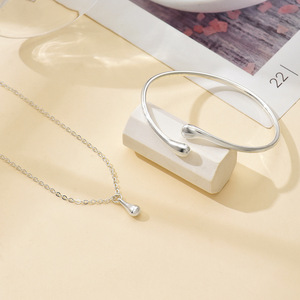 European and American exquisite teardrop fashion jewelry <b>set</b>, stylish and simple clavicle chain necklace, earrings, <b>bracelet</b> - Product Image 3