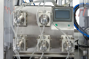 Machine de remplissage et de scellage ultrasonique semi-automatique Yunqingtech pour tubes et flacons de 0,3 ml à 10 ml, avec moteur pneumatique, pour produits chimiques - Product Image 4