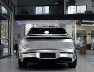 Film de protection automobile Série Métal Liquide, Film décoratif autocollant pour voiture, Film argenté pour carrosserie, Décoration automobile pour usage domestique - Product Image 4