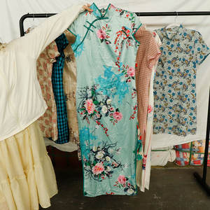 Proveedor de <span class=keywords><strong>ropa</strong></span> usada al por mayor, <span class=keywords><strong>ropa</strong></span> usada de segunda mano para mujer, vestido largo Cheongsam para mujer, fardos mixtos a granel, <span class=keywords><strong>ropa</strong></span> para adultos - Product Image 2