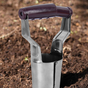 Winslow e Ross lampadina fioriera giardino trapiantatrice Tenuto In Mano Lampadina Fioriere - Product Image 6