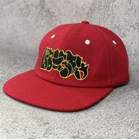 Casquette de baseball vintage 50 % laine, style sportif, non structurée, à visière plate avec broderie graffiti personnalisée et lettres contrastées