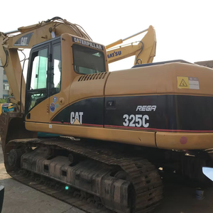 Excavatrice sur chenilles Caterpillar 325C d'occasion, équipement de construction lourd et de grande taille - Product Image 1
