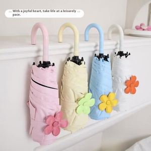 Parapluie pliant à trois volets style japonais, mini compact double usage pour filles, protection solaire et pluie 50%, diamètre ouvert 90cm, polyester, petit format - Product Image 3