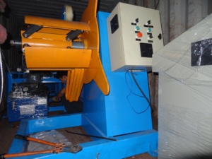 2023 tự động cuộn tạo thành máy cho UD CD UW CW hồ sơ ánh sáng đo Khung thép máy hồ sơ máy - Product Image 6