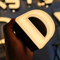 Enseigne murale publicitaire commerciale personnalisée en acier inoxydable avec lettres 3D rétroéclairées par LED, bordure dorée, logo lumineux pour entreprises