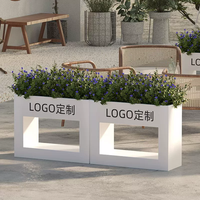 Kotak Bunga Besi Outdoor Kombinasi dengan Lubang Drainase Desain Minimalis Modern untuk Kantor Penjualan, Pameran Kota, Rak Tanam