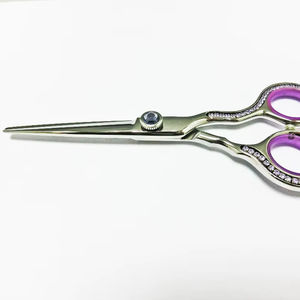 กรรไกรตัดผมช่างทำผมมืออาชีพสั่งทำพิเศษ สแตนเลส กรรไกรตัดผมช่างทำผมแบบกำหนดเอง - Product Image 1