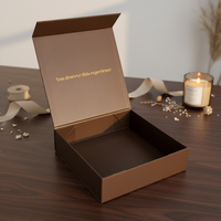 Nouvelle conception de logo personnalisé, emballage en carton magnétique en papier, boîte cadeau rigide pliable de luxe avec aimant