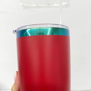 Gobelet isotherme sous vide US RTS 20oz rouge mat avec fond vert effet miroir, couvercle magnétique et paille en PP, pour gravure laser de Noël - Product Image 3