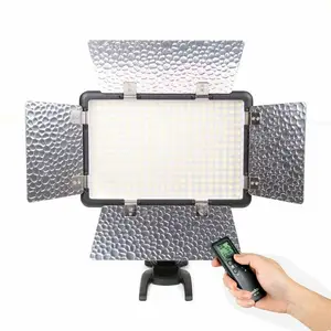 Godox LED308ii C 3300k/5600k fotografik pilli LED stüdyo Video ışığı uzaktan kumanda ile