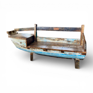 โซฟาทำจากไม้เรือเก่า ผสมผสานความมีเสน่ห์แบบชนบทกับดีไซน์ที่แข็งแรง เหมาะสำหรับบ้านพักอาศัย วิลล่า หรือโรงแรม - Product Image 1